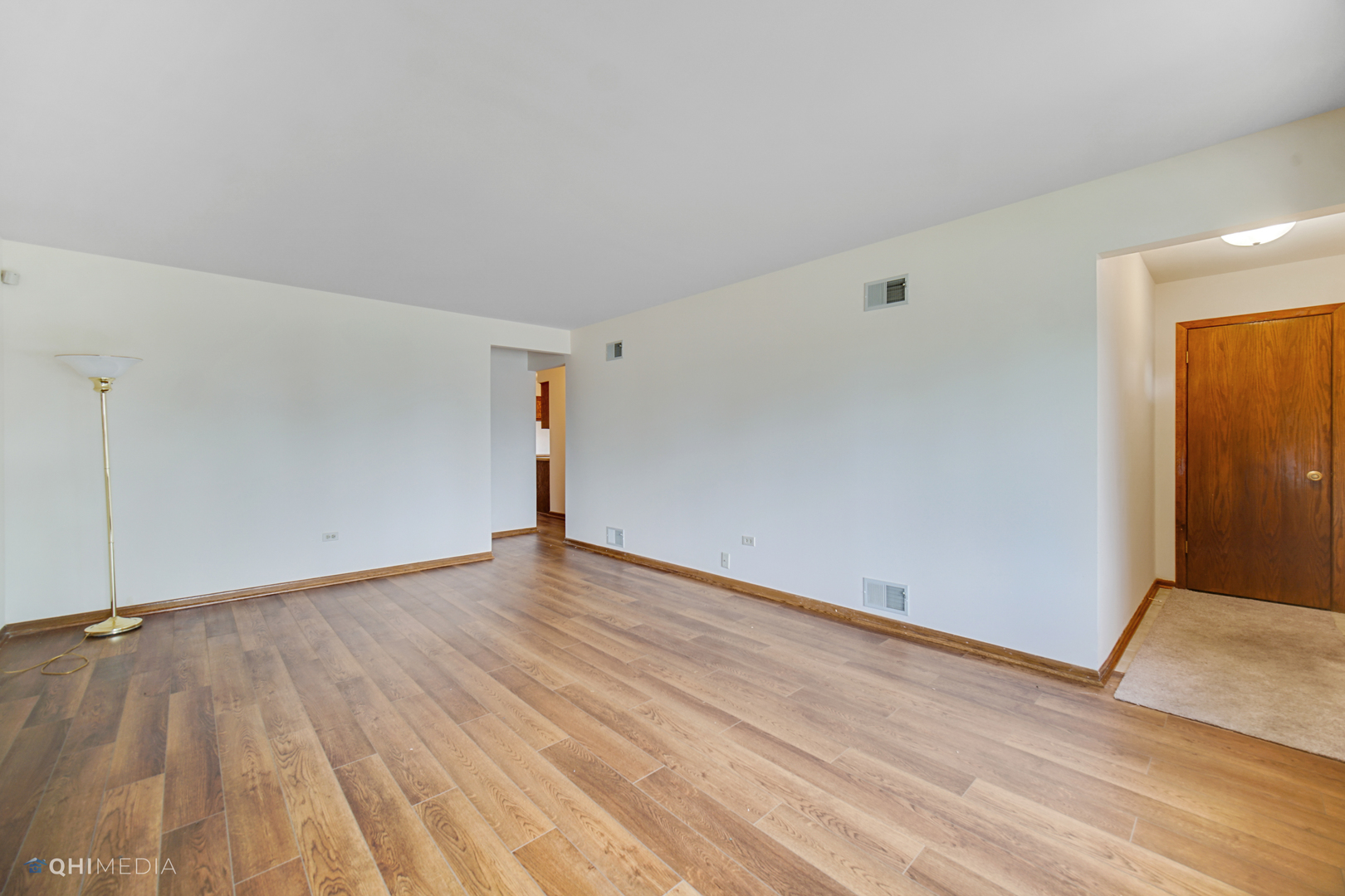 6131 107th Street Chicago Ridge, IL 60415 - Photo 8 of 23