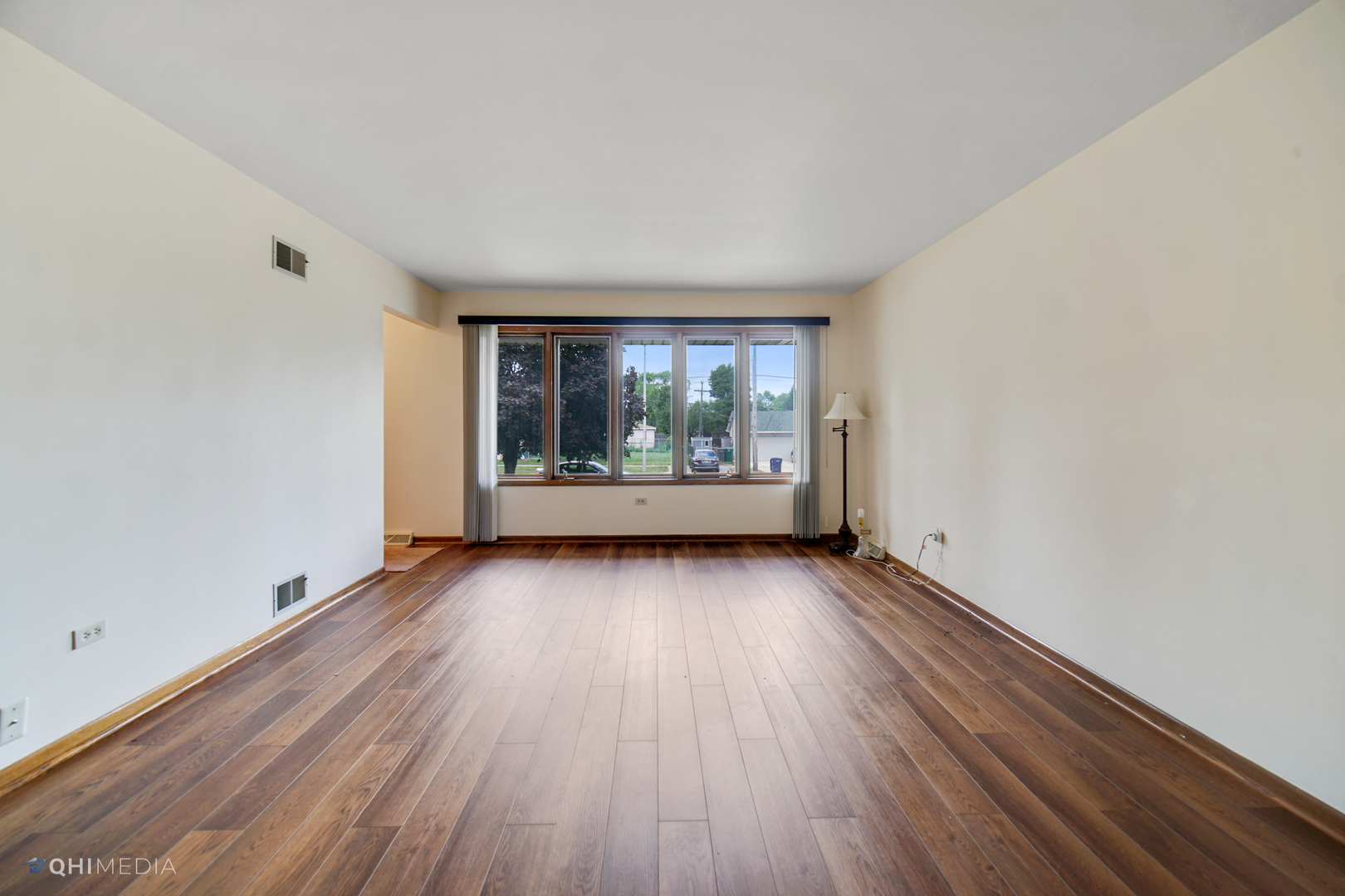6131 107th Street Chicago Ridge, IL 60415 - Photo 9 of 23
