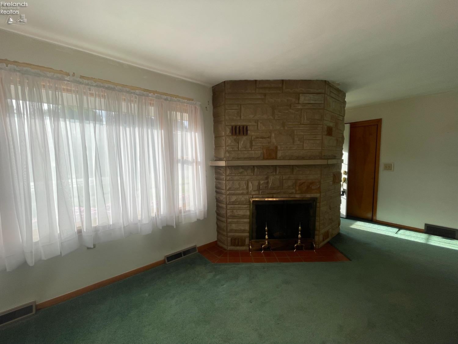5 Old State Road South Norwalk, OH 44857 - Photo 2 of 13 Gallery Image 2