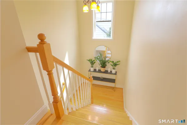 $475,000 | 35 Walnut Street, Newington, CT 06111