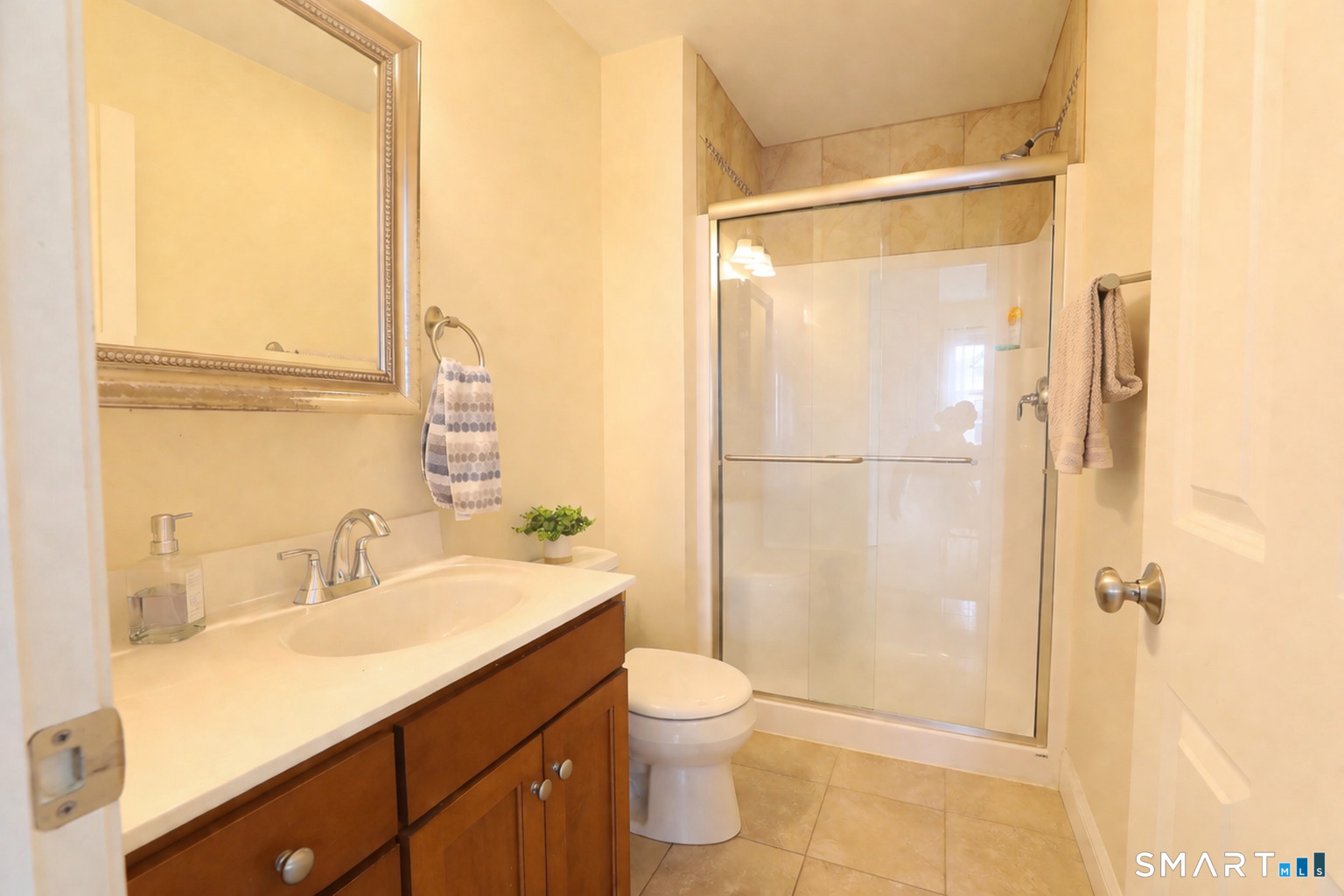 35 Walnut Street Newington, CT 06111 - Photo 22 of 30