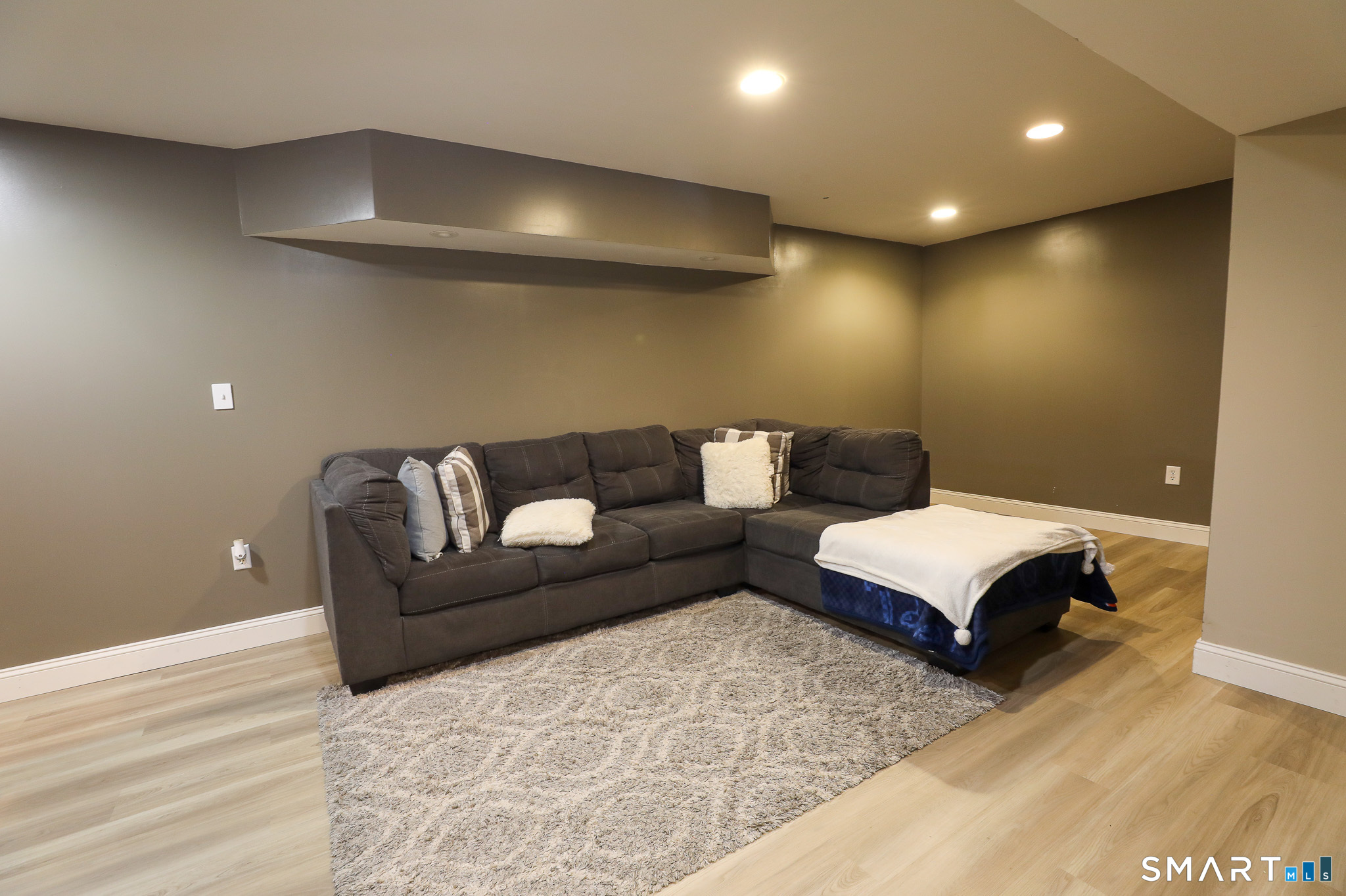 35 Walnut Street Newington, CT 06111 - Photo 25 of 30