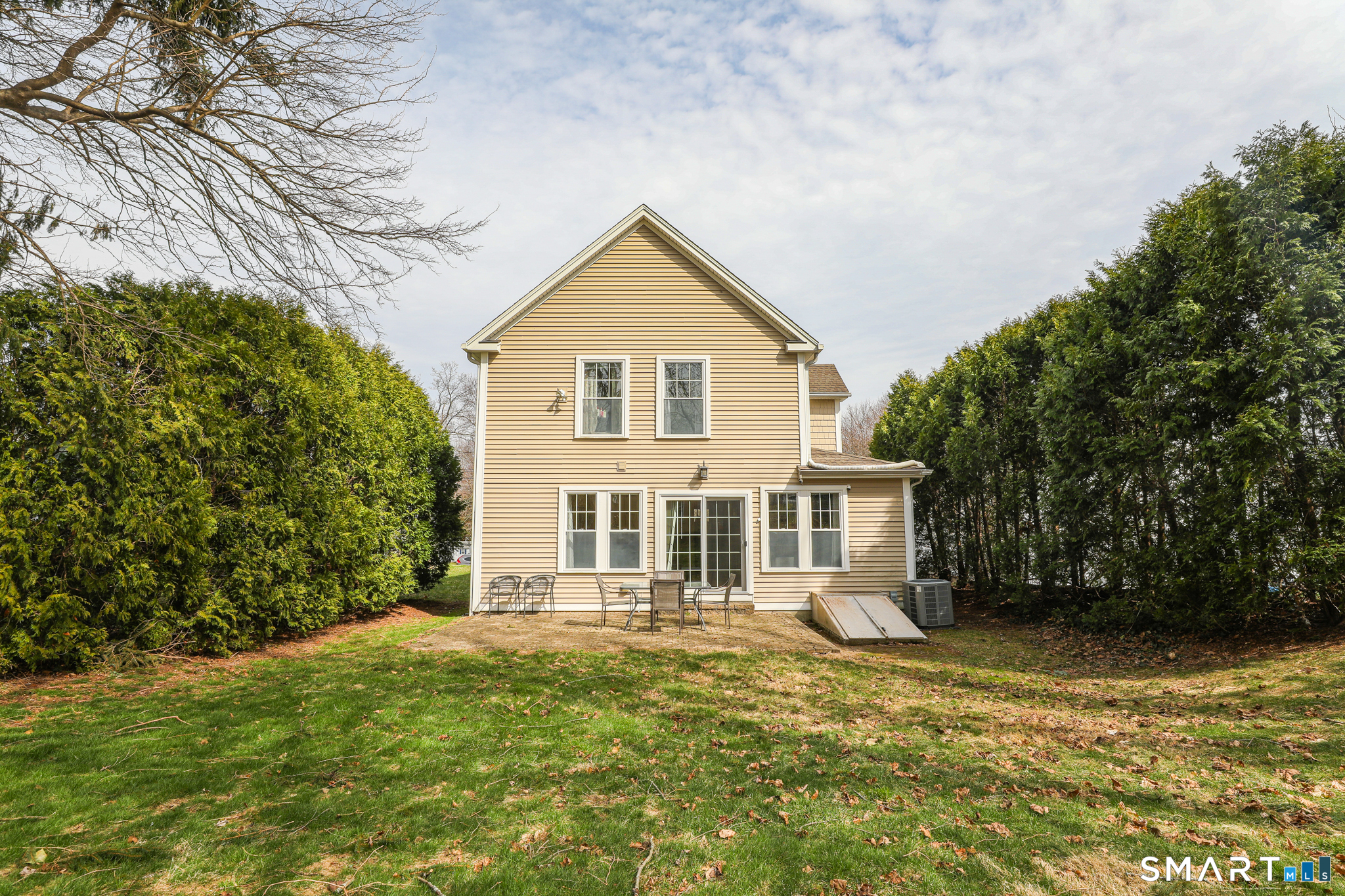 35 Walnut Street Newington, CT 06111 - Photo 26 of 30