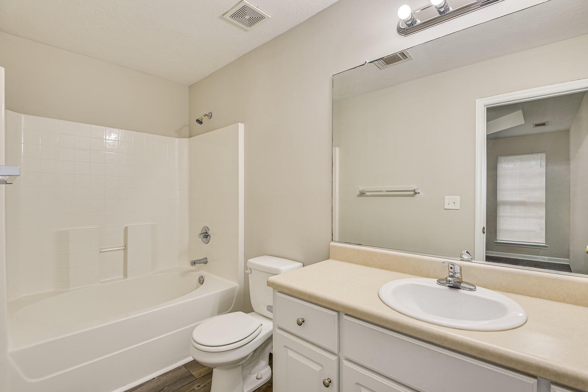 2051 Dundee Way Grovetown, GA 30813 - Photo 17 of 26 122 (1)