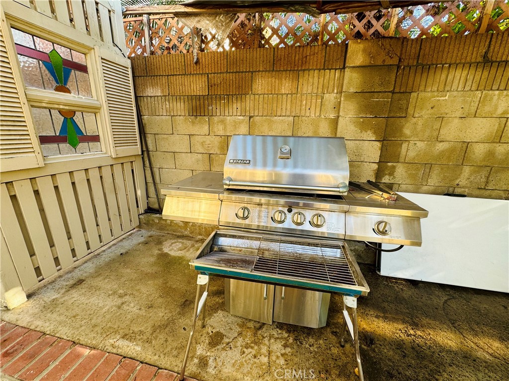 3632 Myrtle Street Irvine, CA 92606 - Photo 30 of 40 a view of kitchen with wooden floor