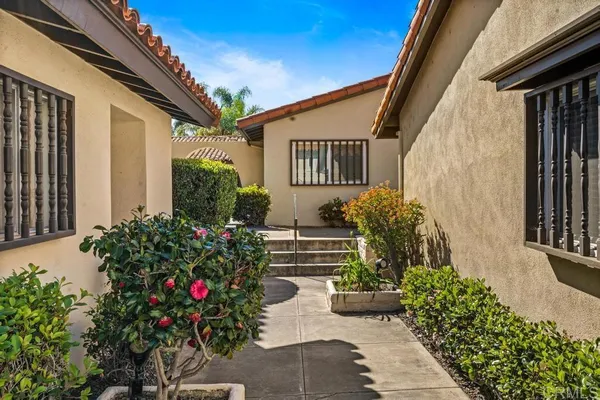 $439,000 | 12228 Rancho Bernardo Road, Unit B, San Diego, CA 92128