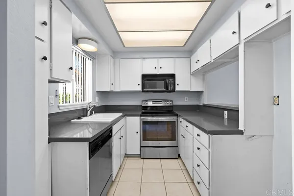 $439,000 | 12228 Rancho Bernardo Road, Unit B, San Diego, CA 92128