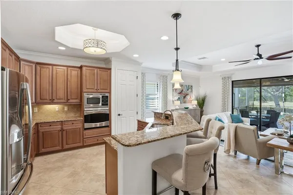 $895,000 | 3022 Aviamar Circle, Naples, FL 34114