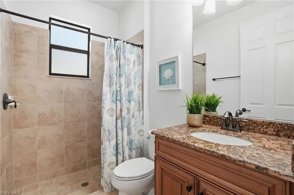 $895,000 | 3022 Aviamar Circle, Naples, FL 34114