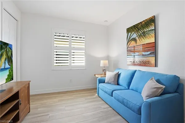 $895,000 | 3022 Aviamar Circle, Naples, FL 34114