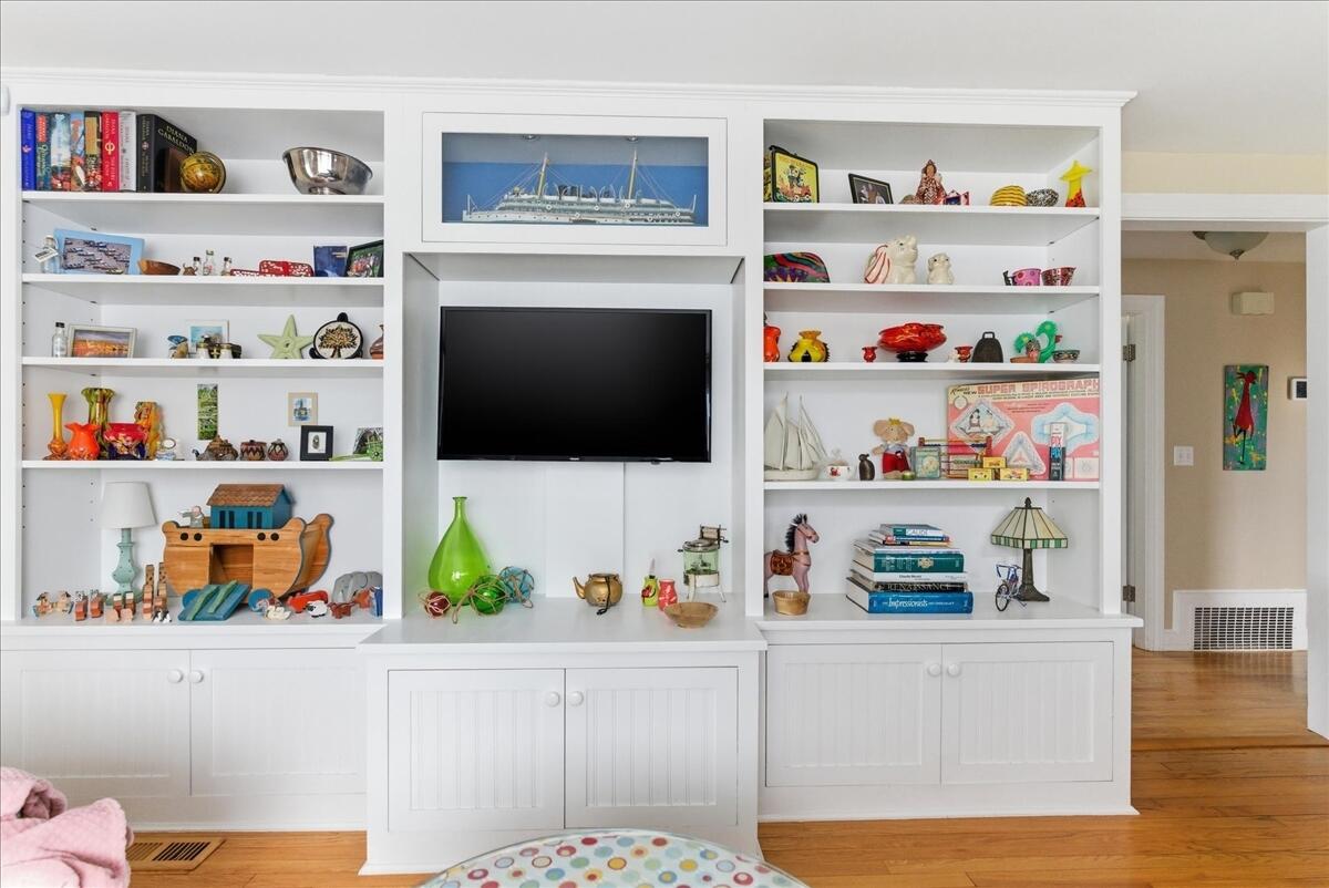 15 Grover Road Cape Elizabeth, ME 04107 - Photo 29 of 60 29 25