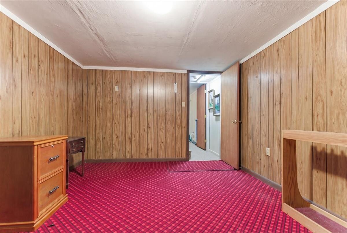 15 Grover Road Cape Elizabeth, ME 04107 - Photo 47 of 60 47 47