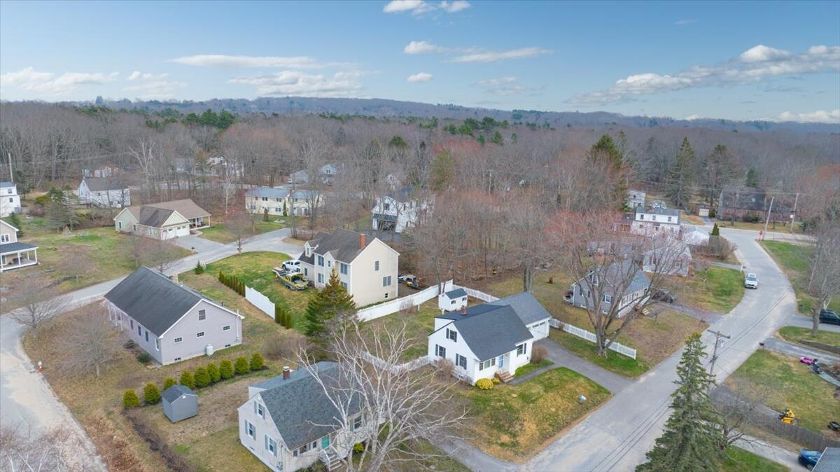 15 Grover Road Cape Elizabeth, ME 04107 - Photo 5 of 60 5 04