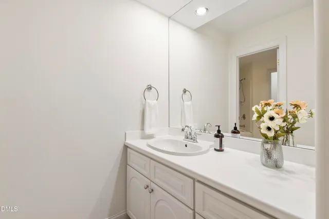 $1,495,000 | 108 Chimeneas Place, Chapel Hill, NC 27517