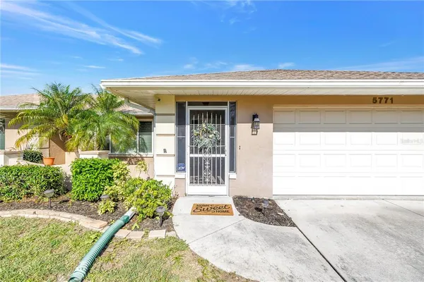 $2,950 | 5771 Timberlake Drive, Sarasota, FL 34243