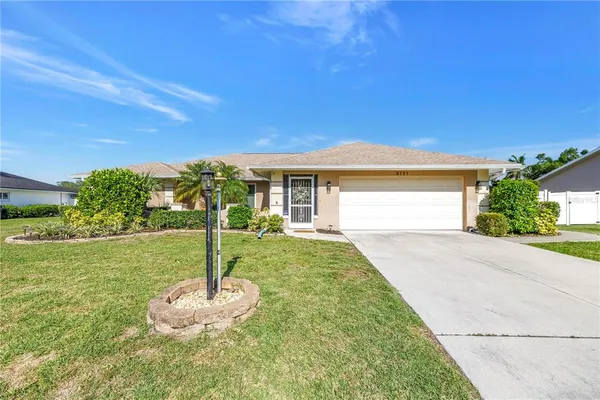 $2,950 | 5771 Timberlake Drive, Sarasota, FL 34243