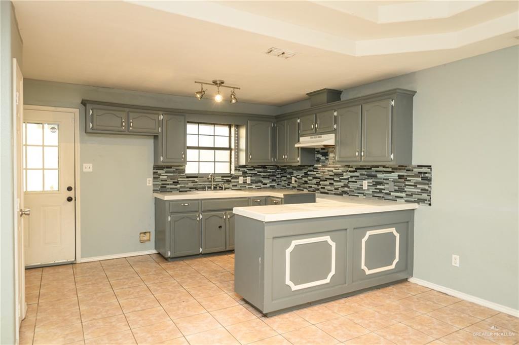 913 Noelia Street Elsa, TX 78538 - Photo 12 of 20