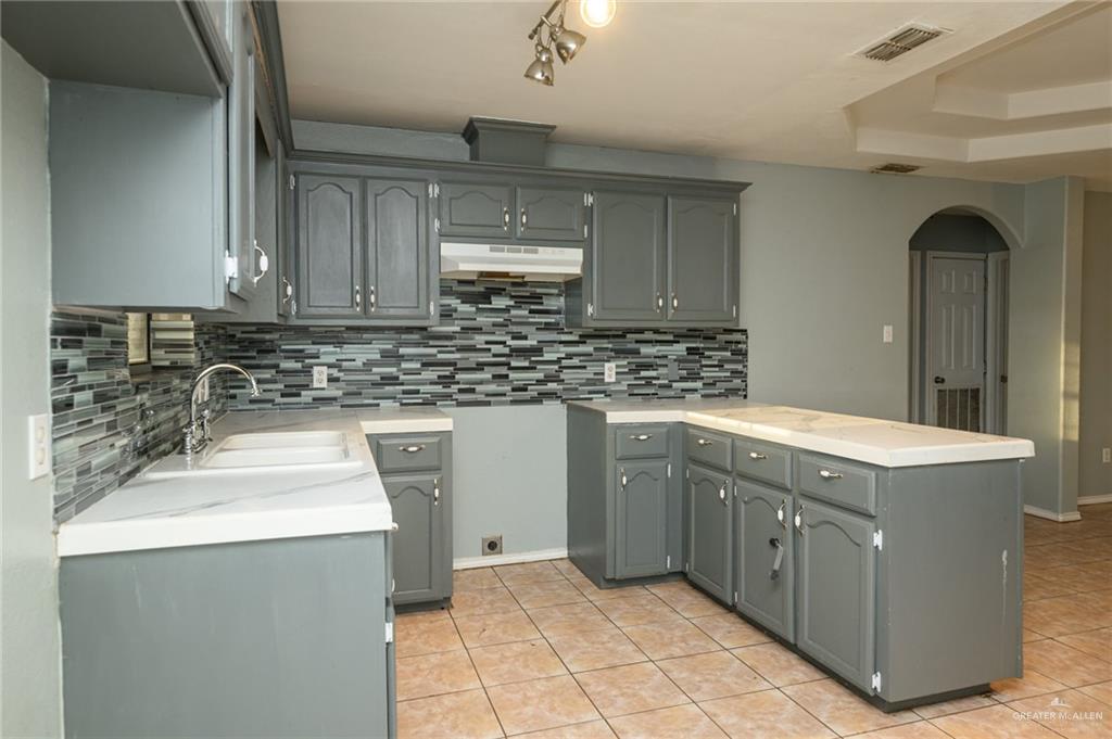 913 Noelia Street Elsa, TX 78538 - Photo 15 of 20