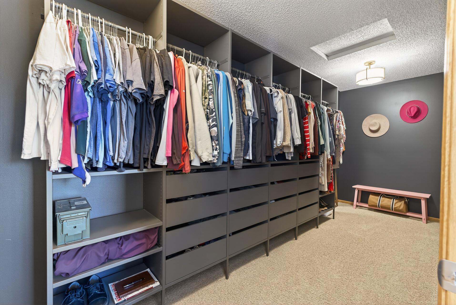 9465 Glacier Road Minnetrista, MN 55375 - Photo 21 of 42 Gallery Image 21