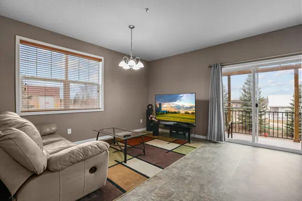 $321,900 | 11920 Emery Village Drive North, Champlin, MN 55316