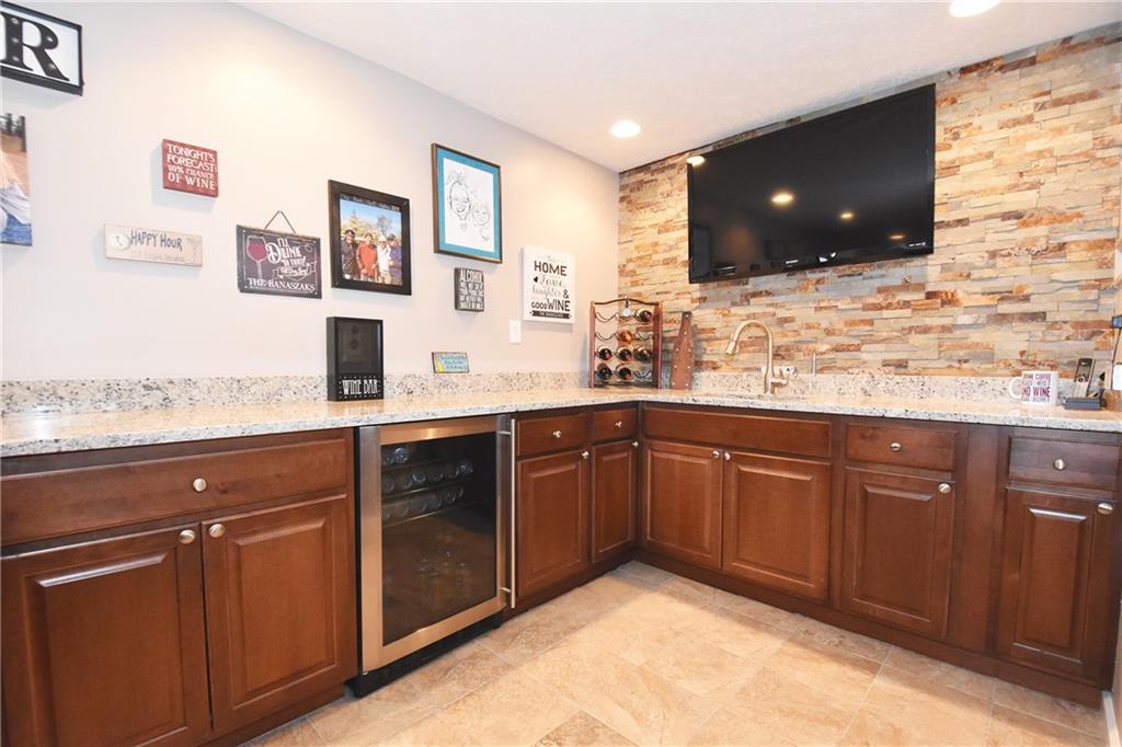 505 Walnut Drive McKees Rocks, PA 15136 - Photo 22 of 25 Gallery Image 22