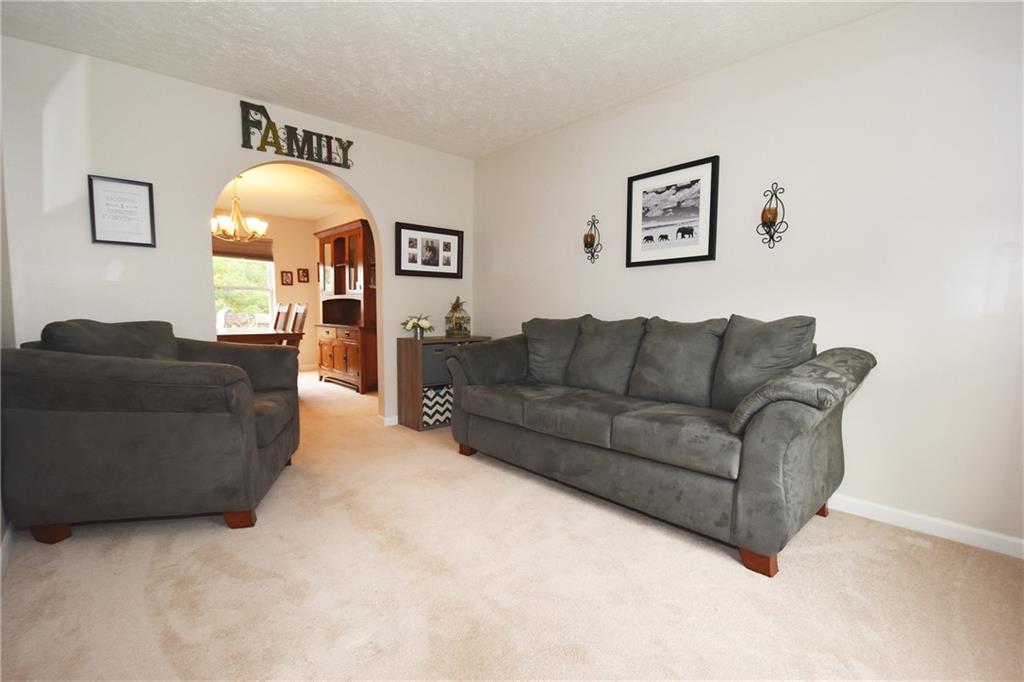 505 Walnut Drive McKees Rocks, PA 15136 - Photo 9 of 25 Gallery Image 9