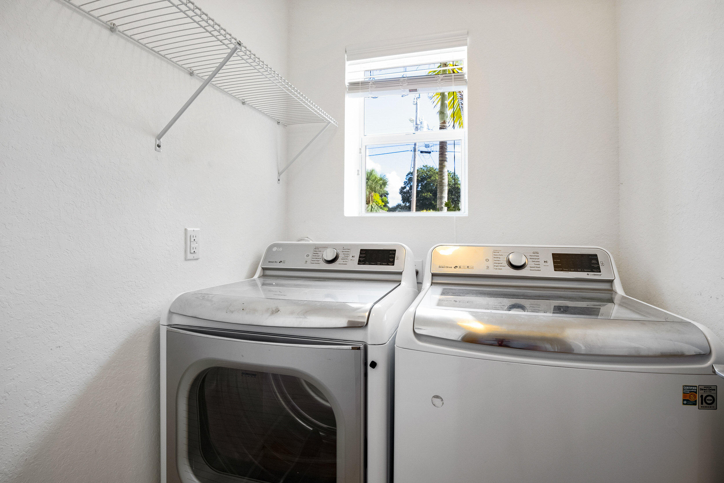 6830 Mitchell Street Jupiter, FL 33458 - Photo 18 of 22 fix-250_1623486592_411_1623460131_IMG_48