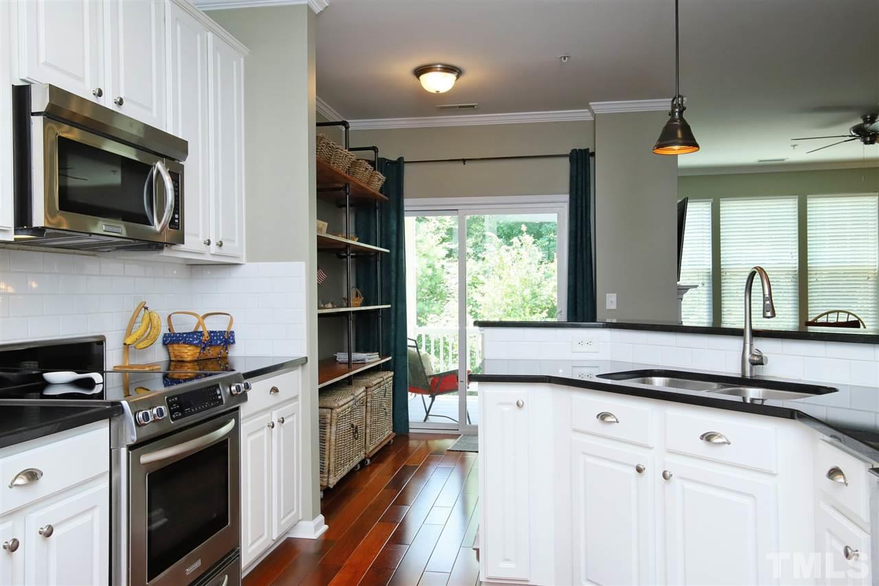 4622 Springerly Lane Raleigh, NC 27612 - Photo 9 of 29
