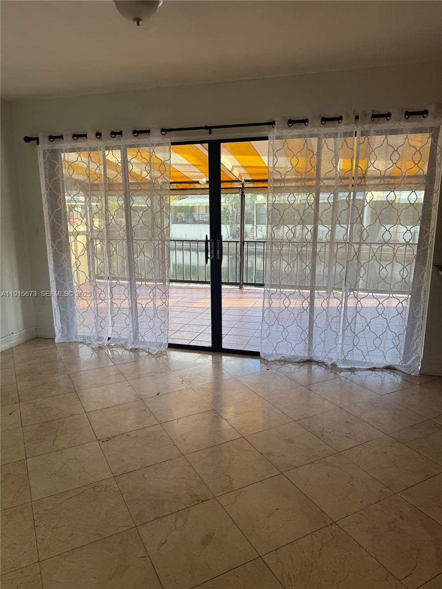 7000 Crown Gate Court, Unit 7000 Miami Lakes, FL 33014 - Photo 23 of 25