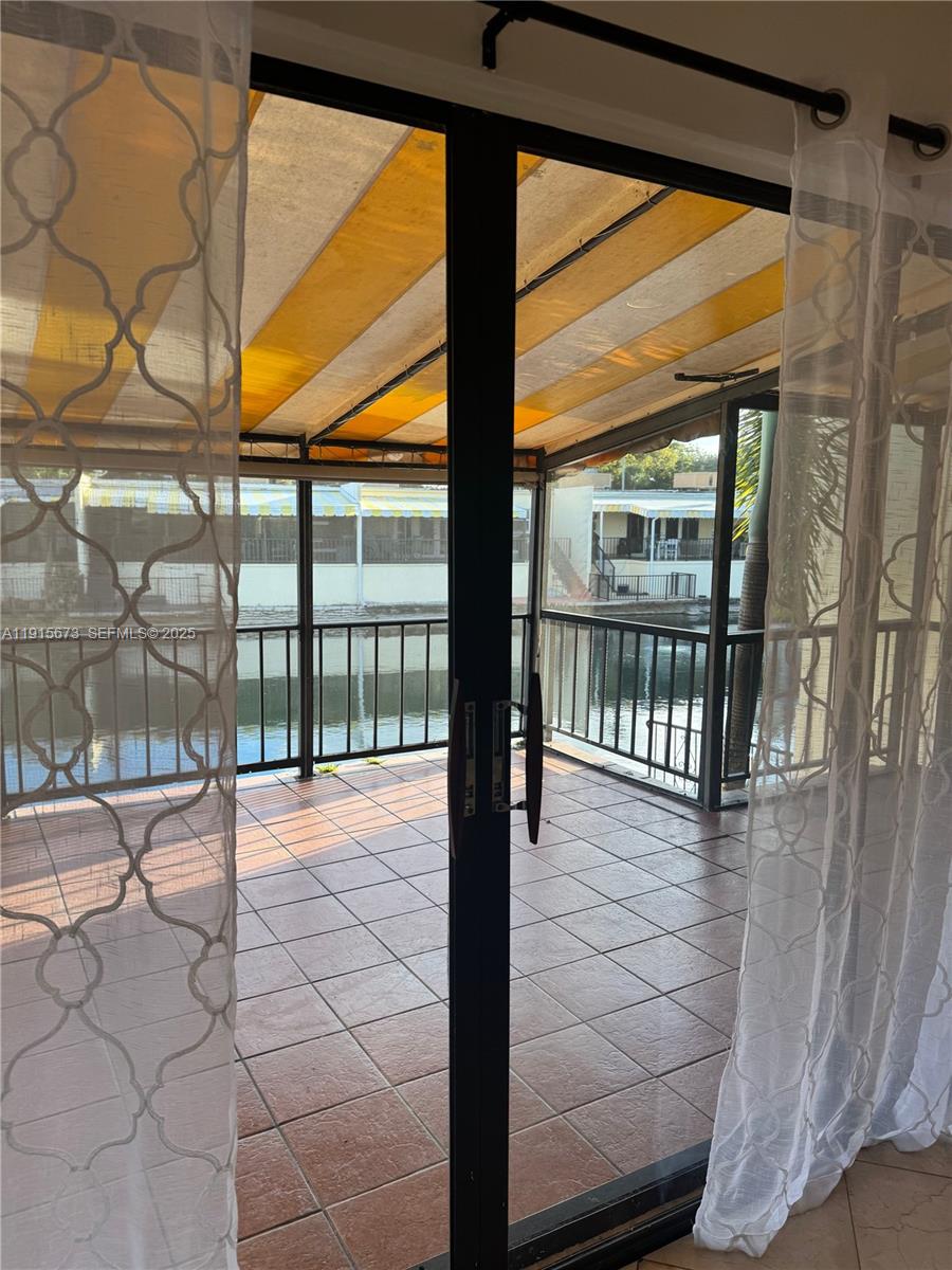 7000 Crown Gate Court, Unit 7000 Miami Lakes, FL 33014 - Photo 24 of 25