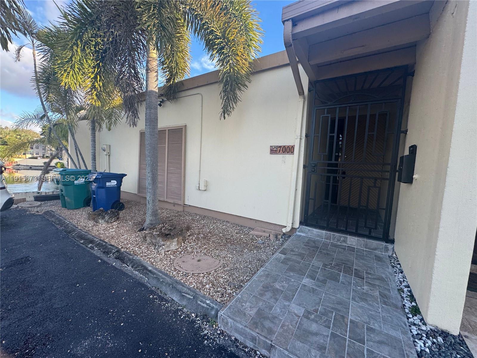 7000 Crown Gate Court, Unit 7000 Miami Lakes, FL 33014 - Photo 3 of 25