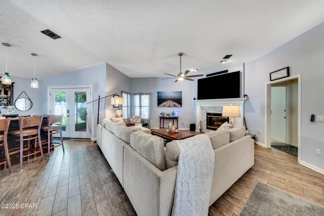 $685,900 | 625 Amberjack Drive, Panama City, FL 32408