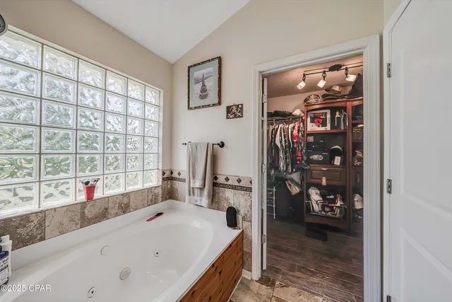 $685,900 | 625 Amberjack Drive, Panama City, FL 32408