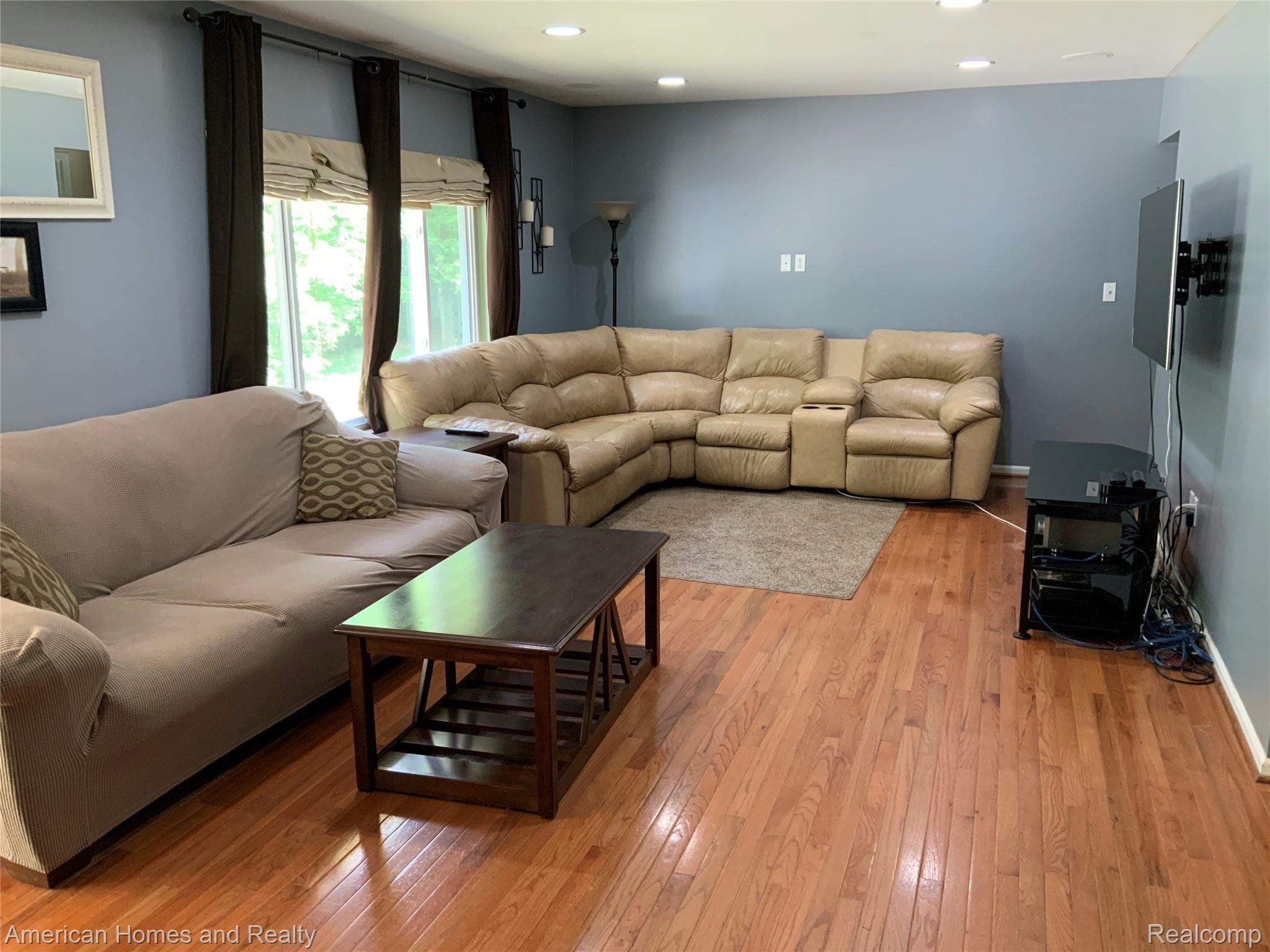 2045 Hasler Lake Road Lapeer, MI 48446 - Photo 15 of 35 D8965E14-50AA-450A-B17B-E2AF297BB775.jpeg