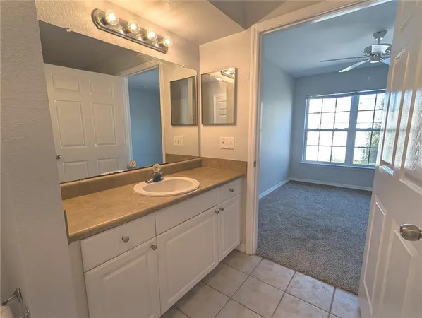 a close view of a bathtub in bathroom