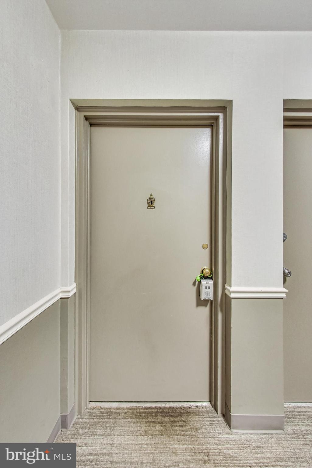 10501 Montrose Avenue, Unit 103 Bethesda, MD 20814 - Photo 10 of 27 a view of closet