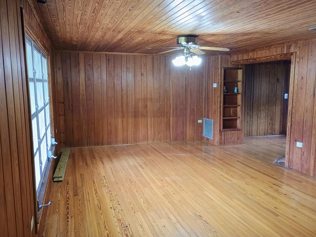 370 Mill Road Carrabelle, FL 32322 - Photo 16 of 34