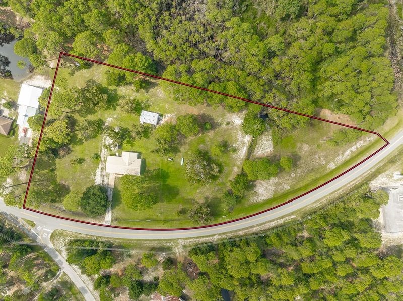 370 Mill Road Carrabelle, FL 32322 - Photo 5 of 34