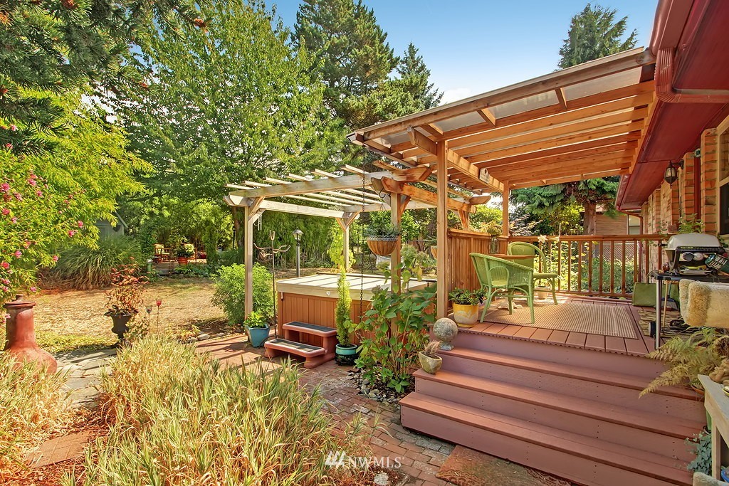 9840 40th Avenue Southwest Seattle, WA 98136 - Photo 18 of 20 Gallery Image 18