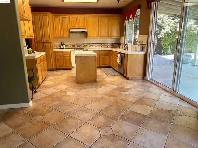 $2,900 | 1531 Siemering Way, Stockton, CA 95209