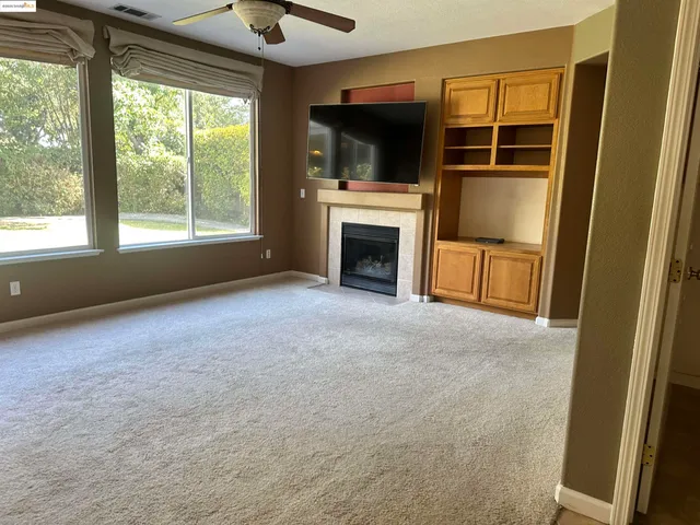 $2,900 | 1531 Siemering Way, Stockton, CA 95209