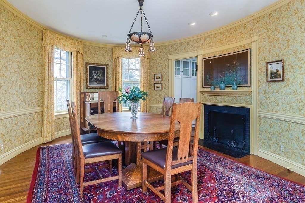 4 Hawthorn Road Brookline, MA 02445 - Photo 6 of 31 Gallery Image 6