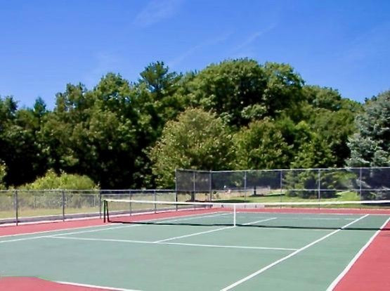 18372 North Ridge Court, Unit 9 Spring Lake, MI 49456 - Photo 3 of 4 HOA Tennis Court
