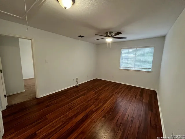 $1,900 | 15434 Grosbeak Pass, San Antonio, TX 78253