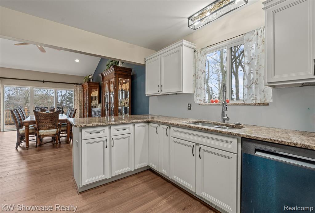 3446 Benstein Road Commerce Township, MI 48382 - Photo 15 of 38 Gallery Image 15