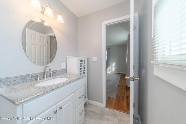 $499,900 | 37 Spaulding Lane, Saugerties, NY 12477