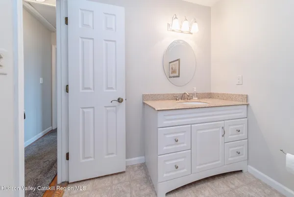 $499,900 | 37 Spaulding Lane, Saugerties, NY 12477
