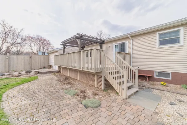 $499,900 | 37 Spaulding Lane, Saugerties, NY 12477