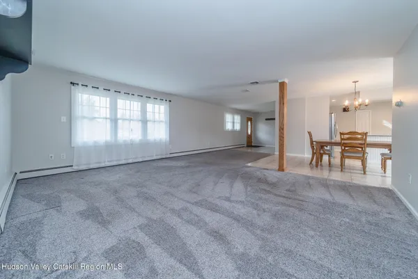 $499,900 | 37 Spaulding Lane, Saugerties, NY 12477