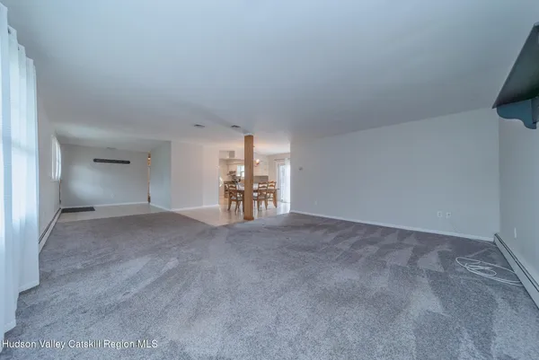 $499,900 | 37 Spaulding Lane, Saugerties, NY 12477